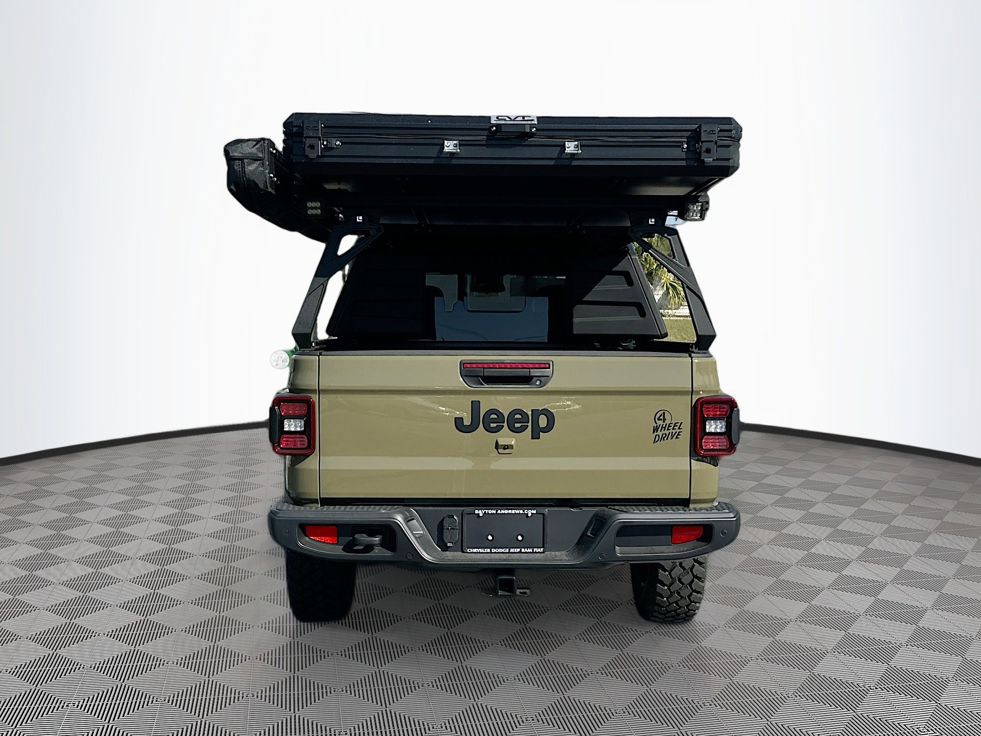 2025 Jeep Gladiator Willys photo 5