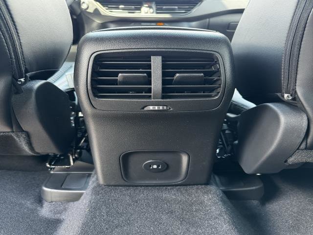 2025 Ford Escape ST-Line photo 25