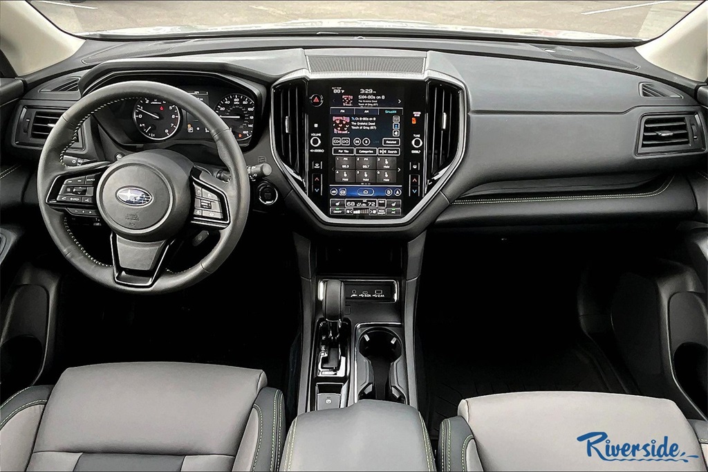 2025 Subaru Ascent Onyx Edition photo 4