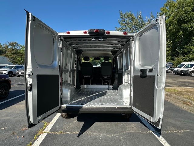 2025 Ram ProMaster 1500 Tradesman photo 13