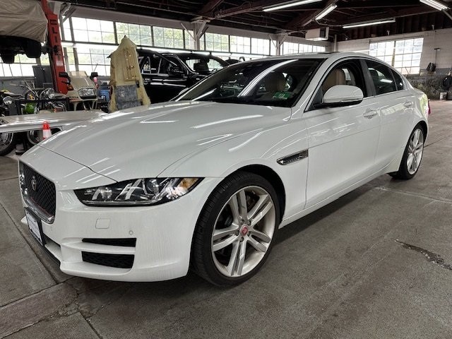 2017 Jaguar XE