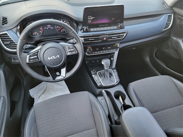 2023 Kia Seltos S photo 30