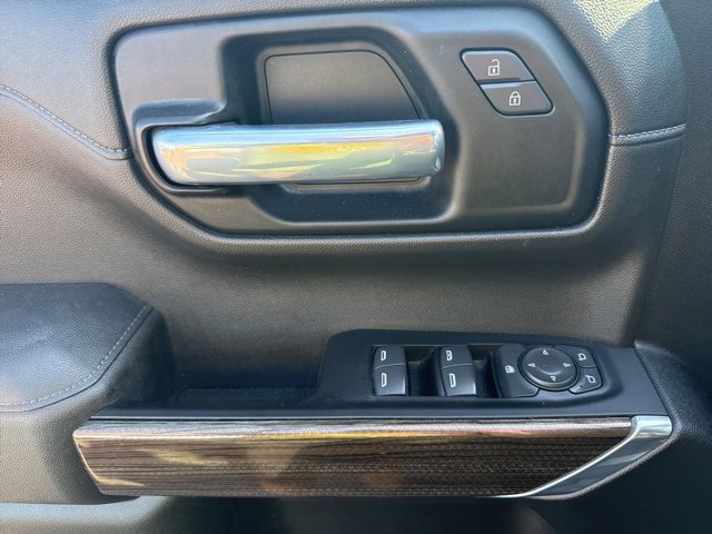2022 Chevrolet Silverado 1500 LT photo 11