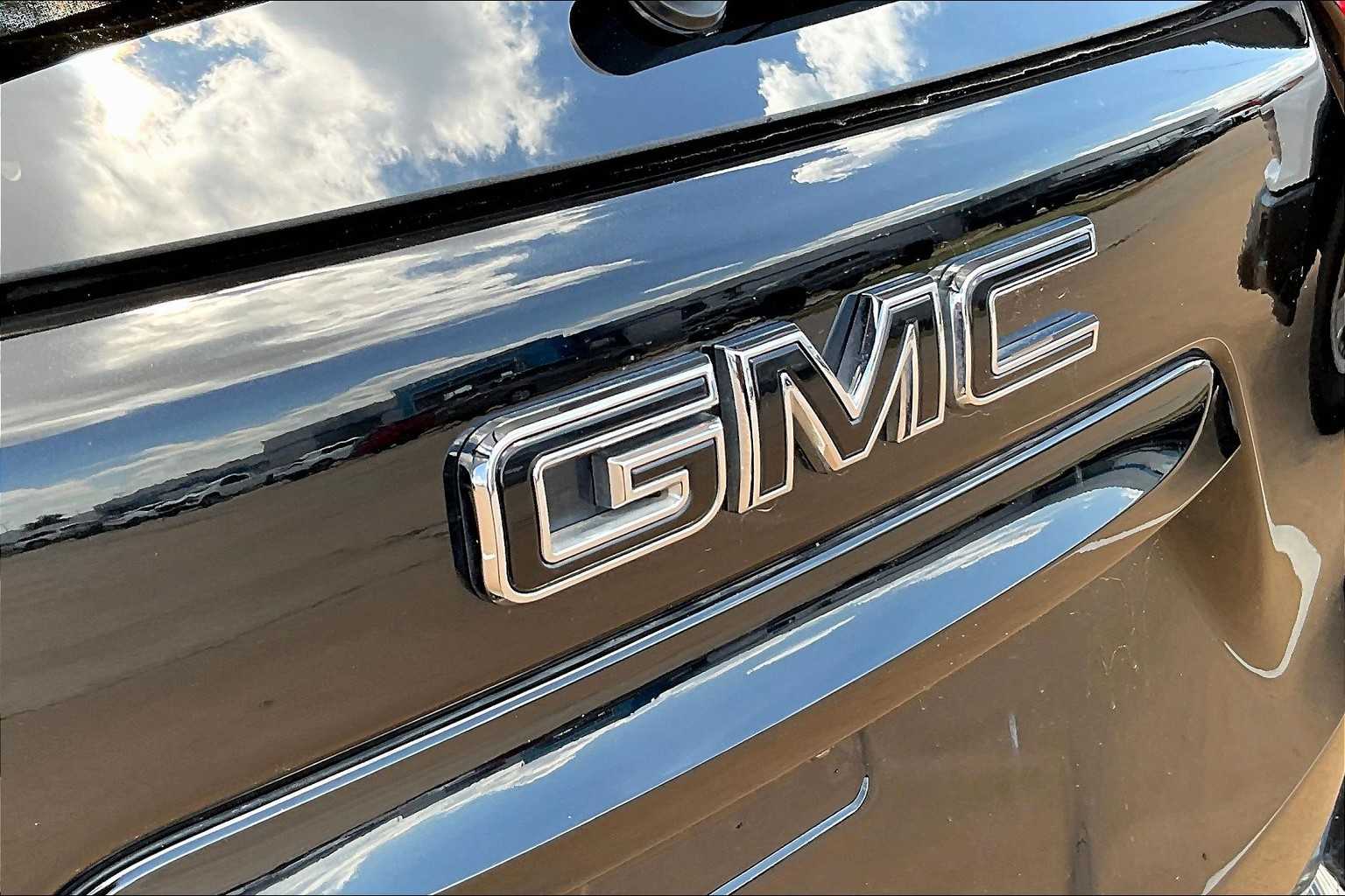 2022 Gmc Terrain SLE photo 27