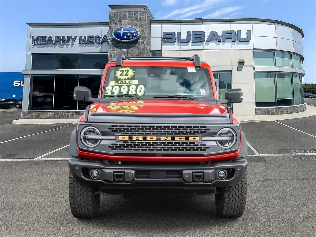 2022 Ford Bronco Badlands photo 2