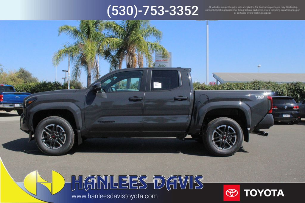 2025 Toyota Tacoma TRD Sport 4x4 Double Cab photo 2