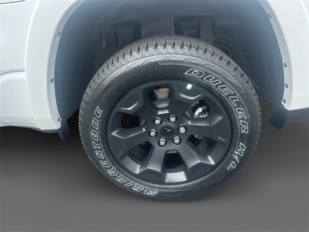 2025 Ram 1500 Big Horn photo 8