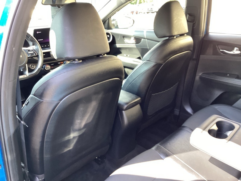 2022 Kia Forte GT-Line photo 21