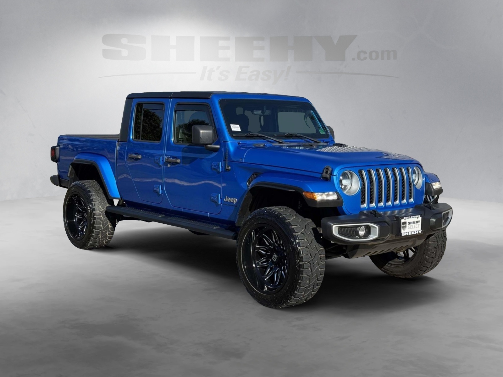 2023 Jeep Gladiator Overland photo 2