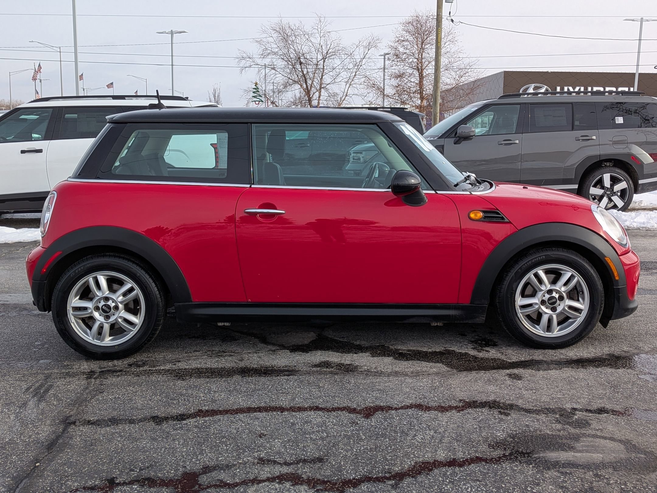 Used 2012 MINI Cooper Base with VIN WMWSU3C56CT260084 for sale in Tinley Park, IL