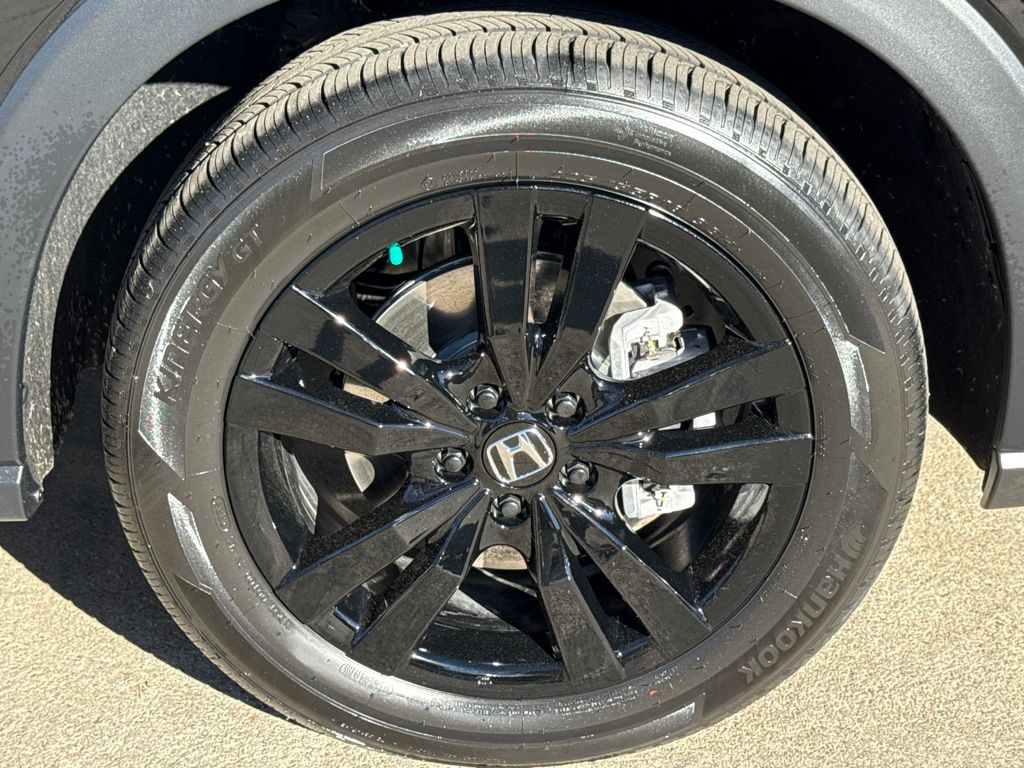 2026 Honda HR-V Sport photo 4