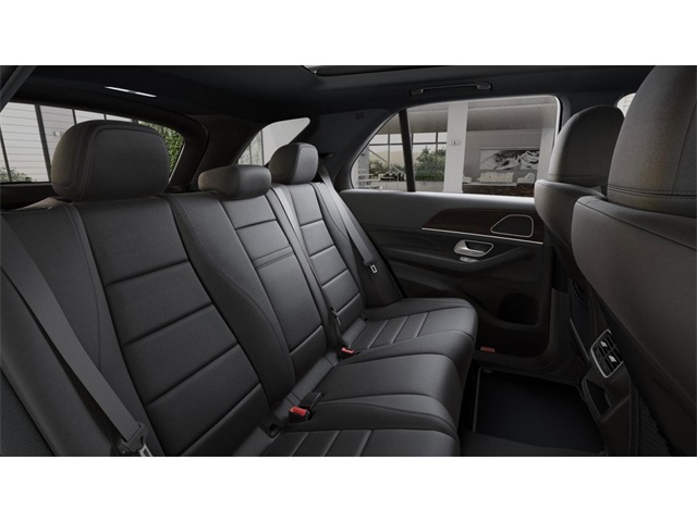 2026 Mercedes Benz GLE 450 4MATIC photo 4