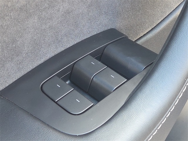 2022 Tesla Model Y Long Range photo 14