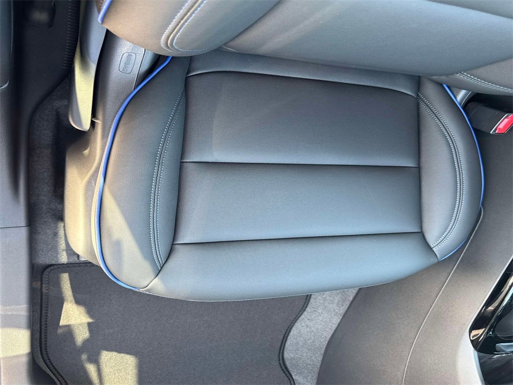 2025 Buick Envista ST photo 16