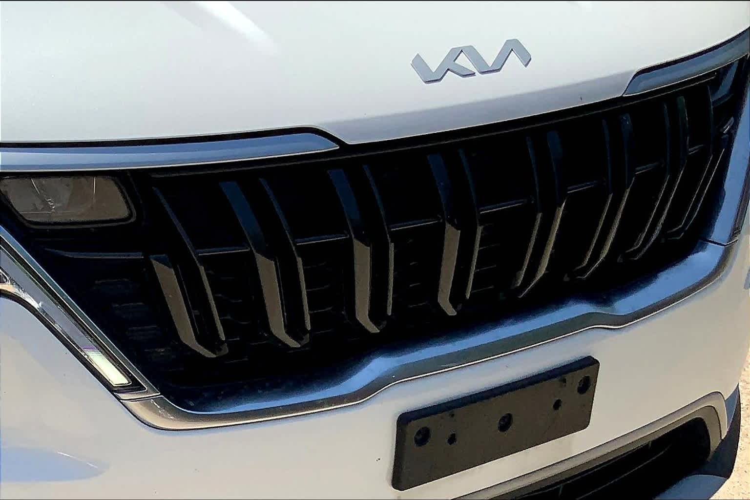 2022 Kia Carnival LX photo 27