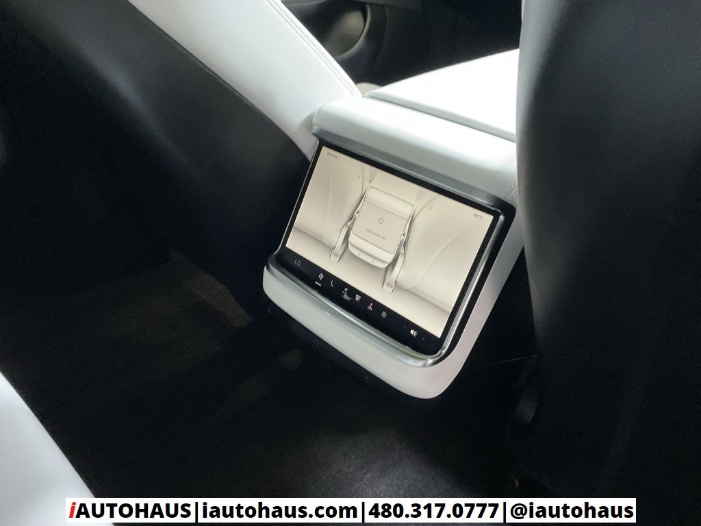 2023 Tesla Model S Plaid photo 18
