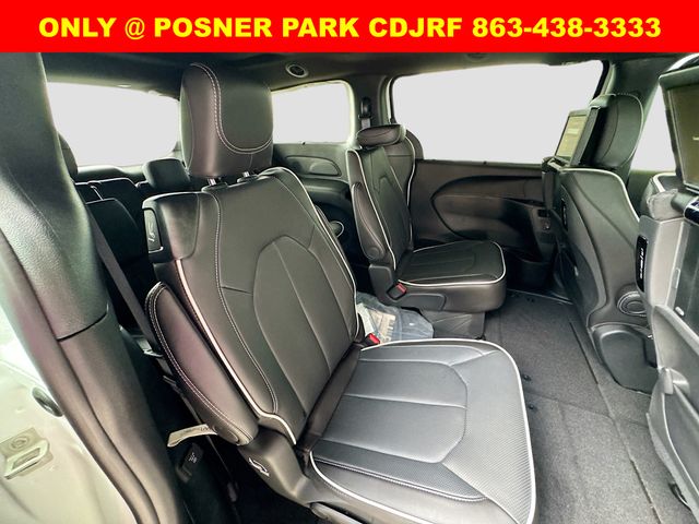 2026 Chrysler Pacifica Limited photo 26