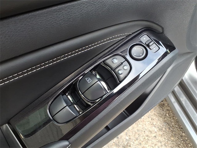 2021 Nissan Altima 2.5 SV photo 14
