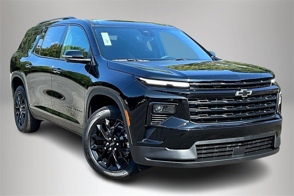 2026 Chevrolet Traverse LT's photo