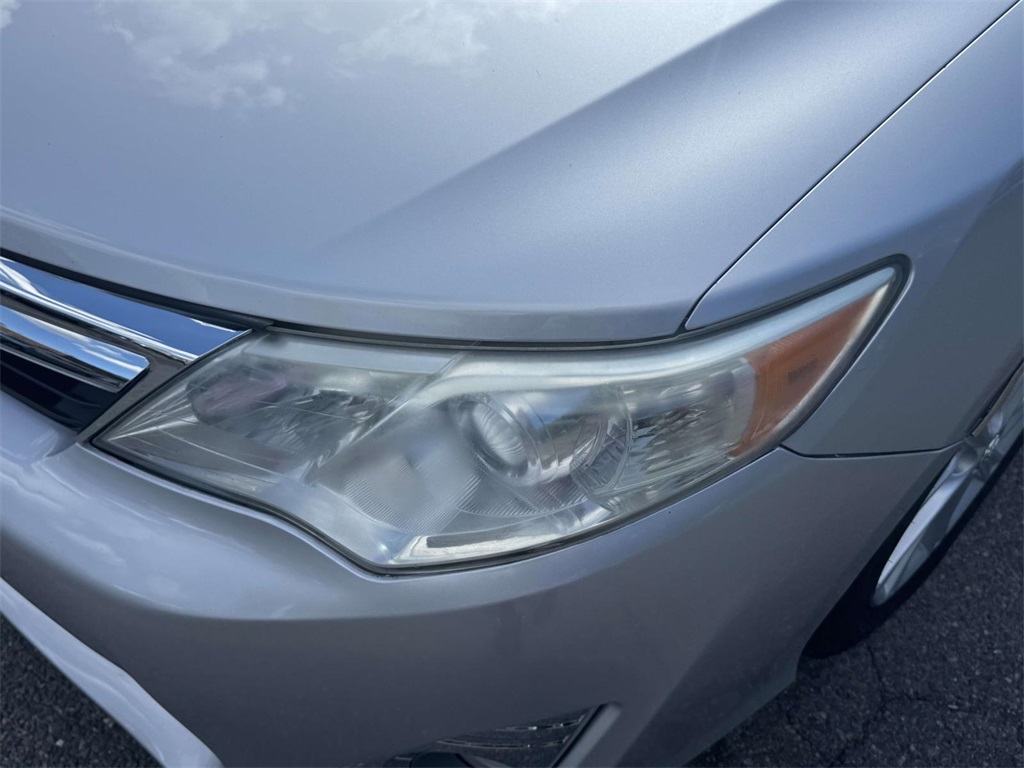 2012 Toyota Camry XLE photo 4