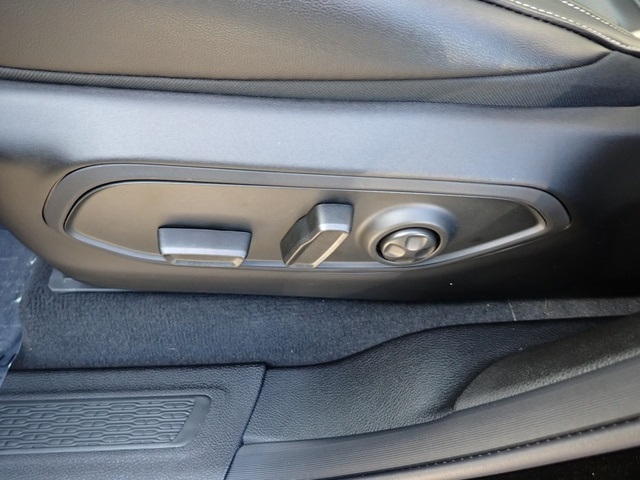 2025 Jeep Grand Cherokee Altitude photo 17
