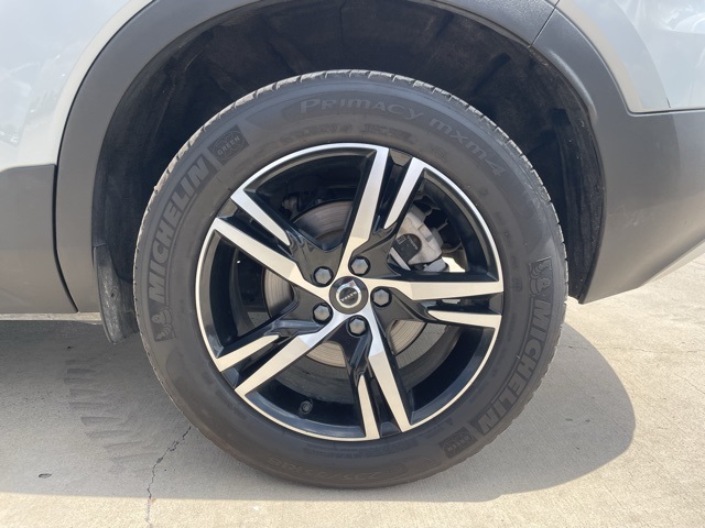 2024 Volvo XC40 Core photo 21