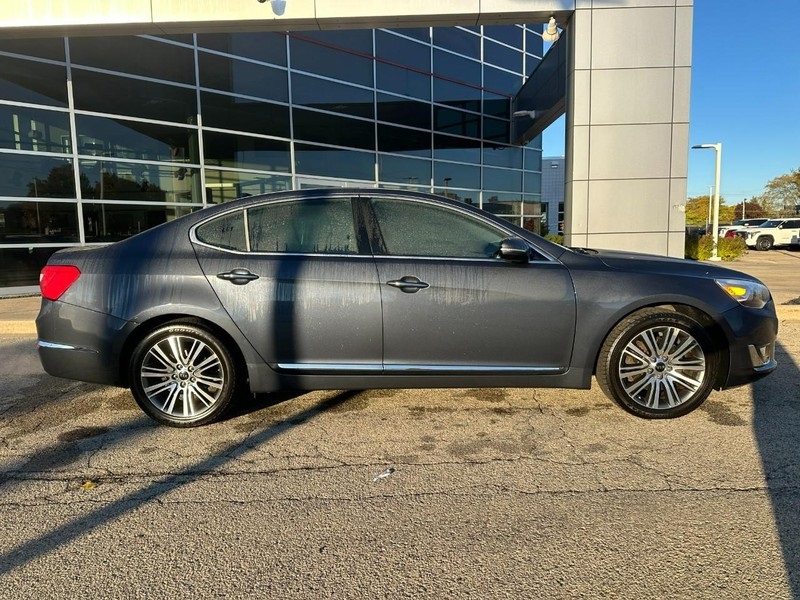 Used 2015 Kia Cadenza Premium with VIN KNALN4D73F5191922 for sale in Milwaukee, WI