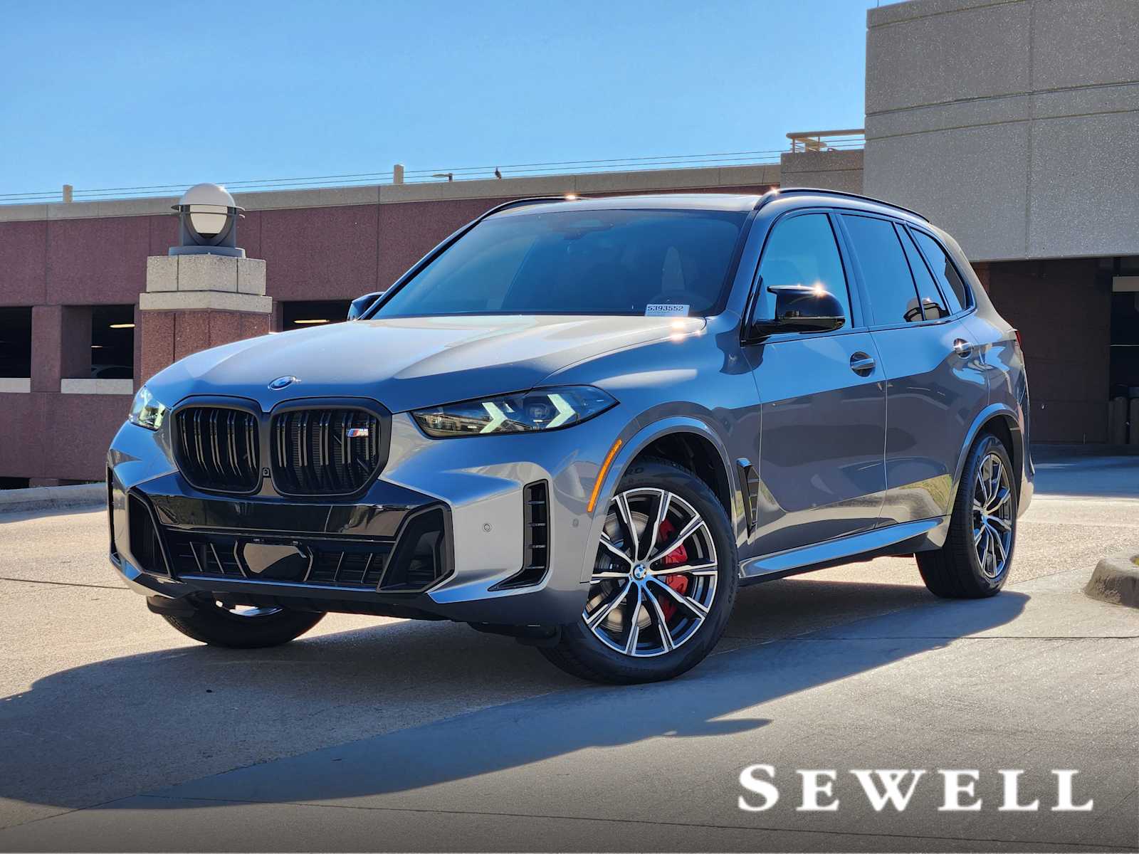 2026 BMW X5 M60i's photo
