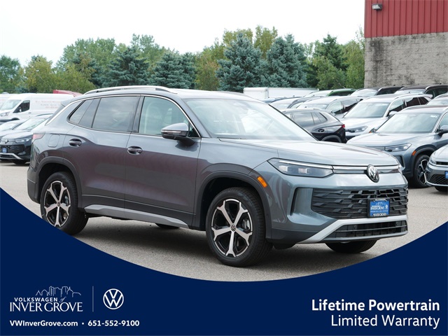 2025 Volkswagen Tiguan SE's photo
