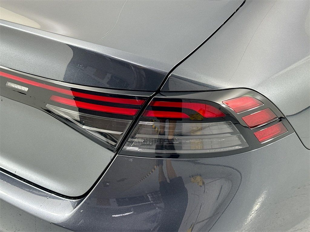 2025 Honda Accord LX photo 10