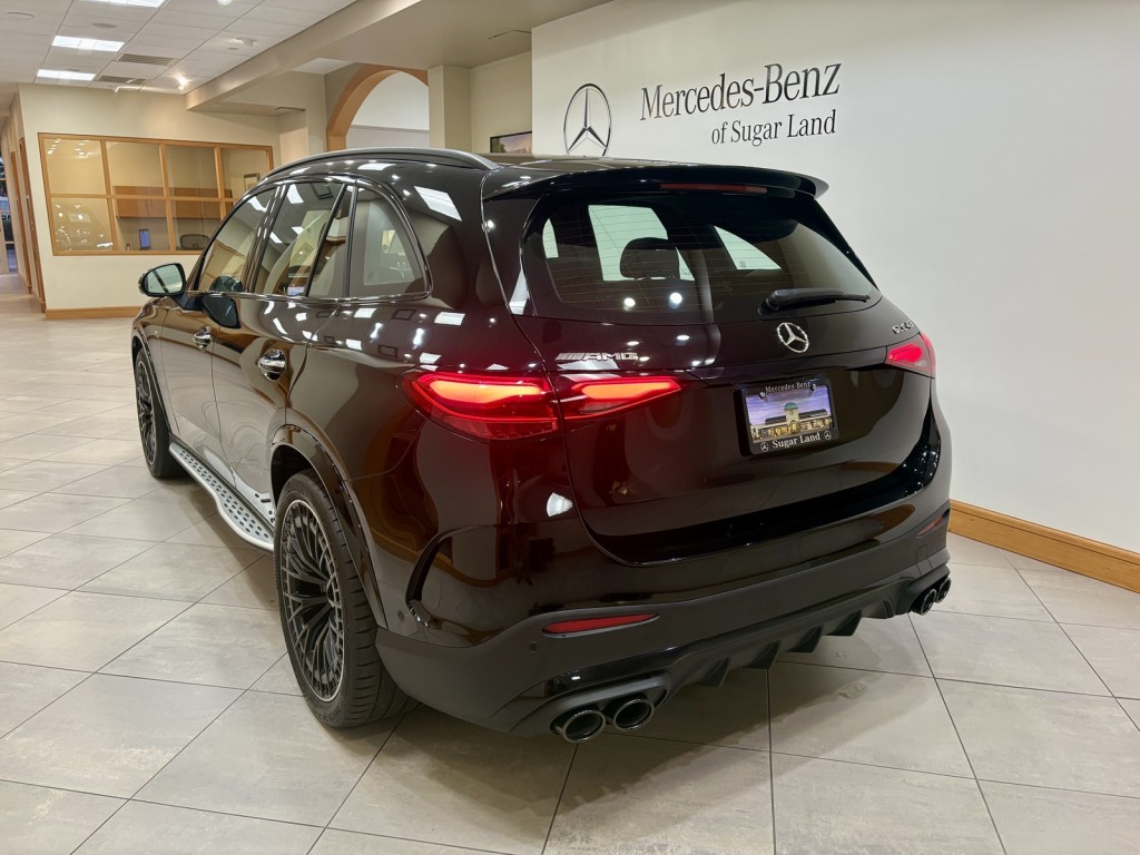 2025 Mercedes Benz GLC AMG 43 4MATIC photo 3