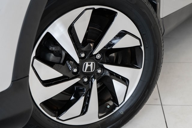 2016 Honda CR-V Touring photo 2