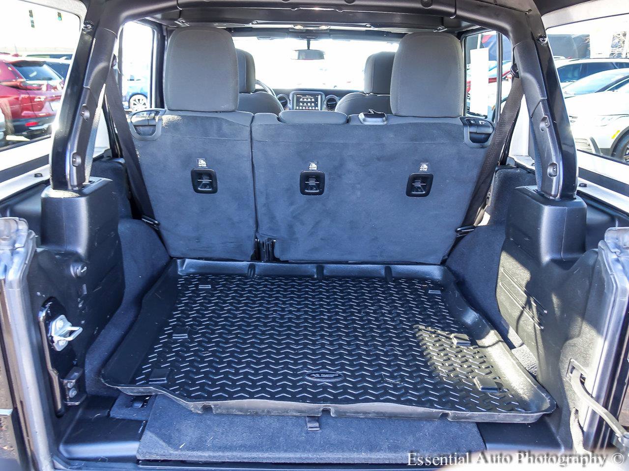 2020 JEEP WRANGLER - Image 18