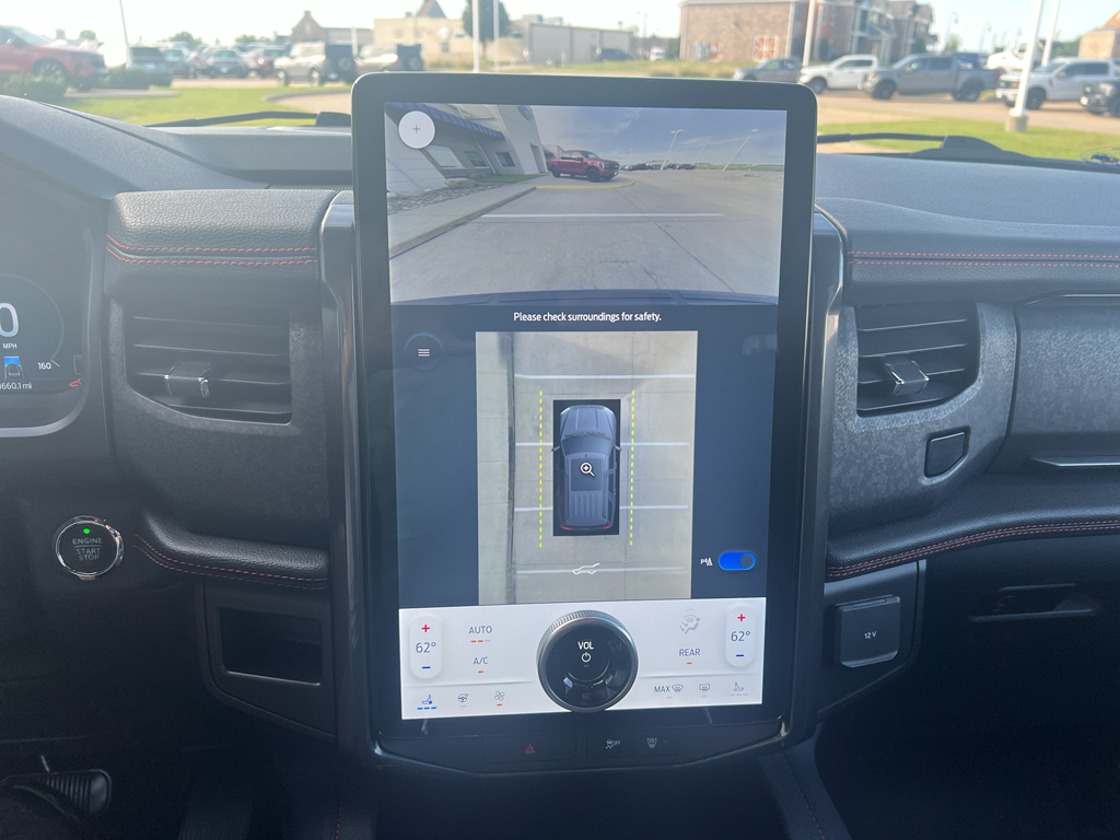 2022 Ford Expedition Limited photo 12