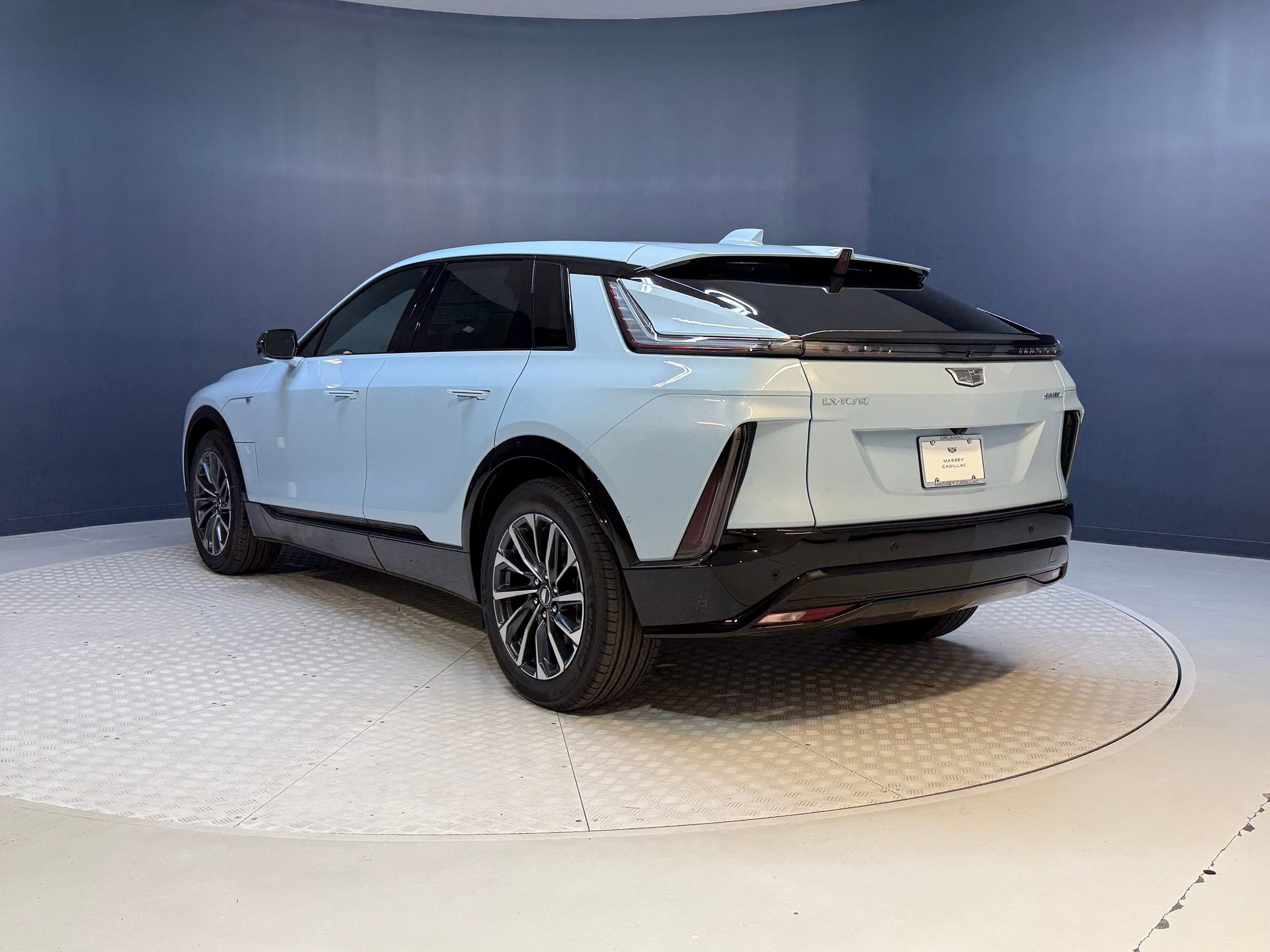 2025 Cadillac Lyriq Sport photo 3