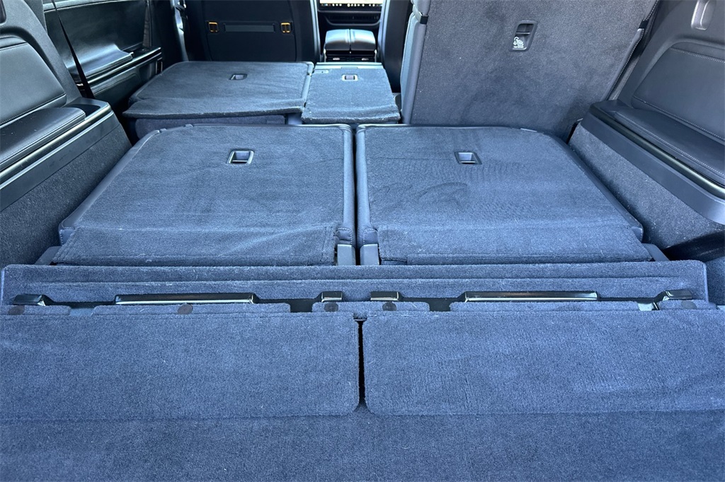 2023 Rivian R1S Adventure photo 15