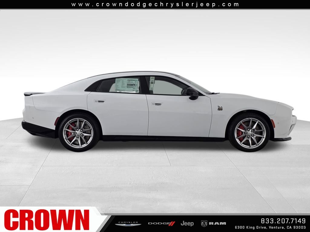 2026 Dodge Charger Daytona Scat Pack AWD photo 4