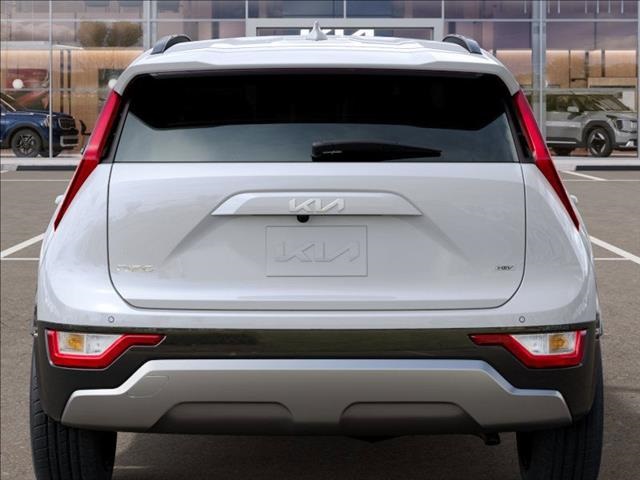 2025 Kia Niro EX Touring photo 13
