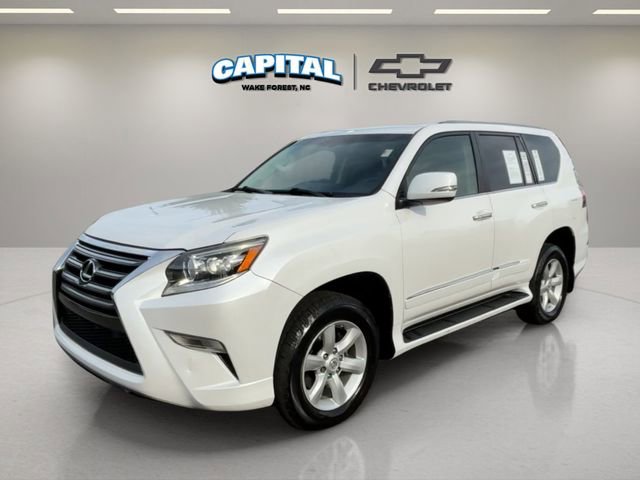 2016 Lexus GX Base's photo