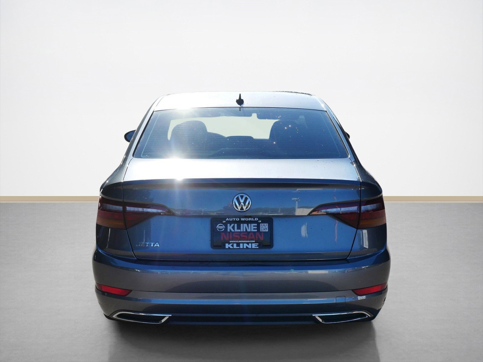 2019 Volkswagen Jetta SE R-Line photo 2