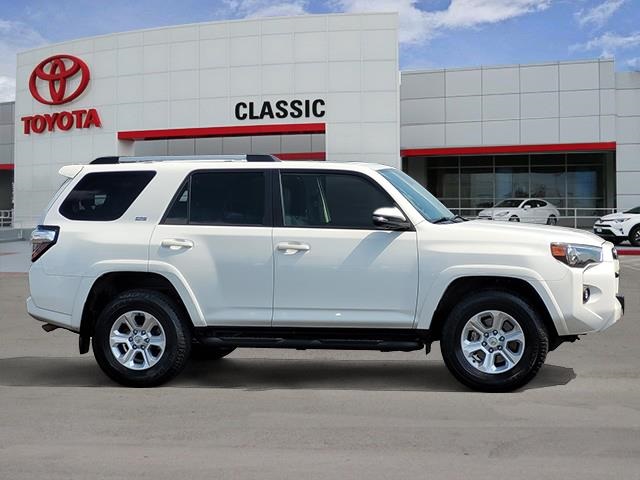 2024 Toyota 4Runner SR5 Premium photo 3