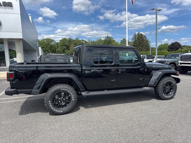 2025 Jeep Gladiator Sport photo 2