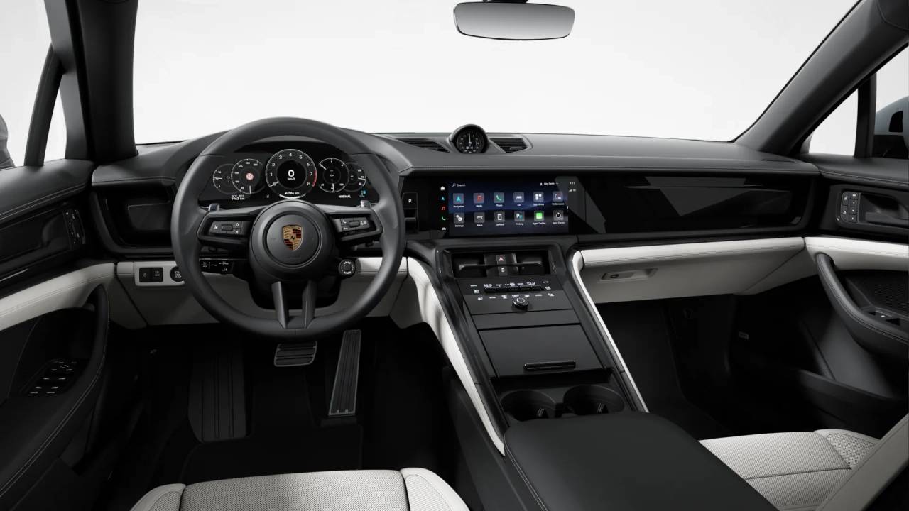 2026 Porsche Panamera 4 photo 8