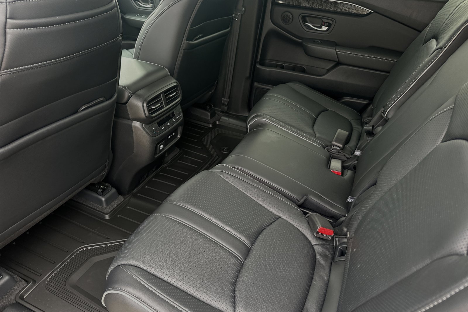 2025 Honda Pilot Elite photo 11