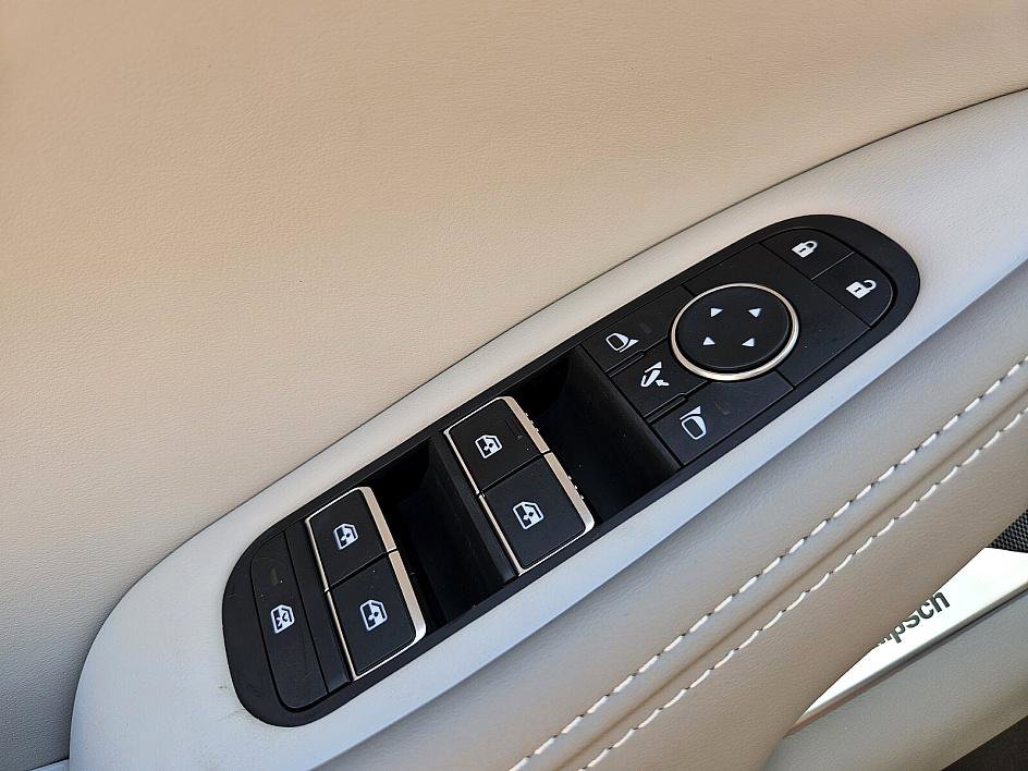 2026 Infiniti QX60 Luxe photo 28