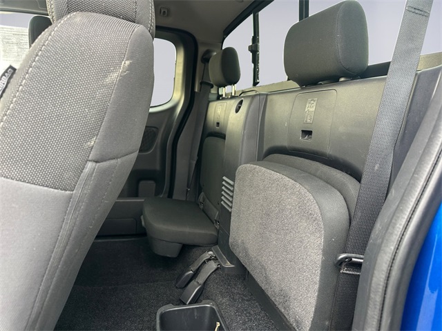 2024 Nissan Frontier SV photo 9