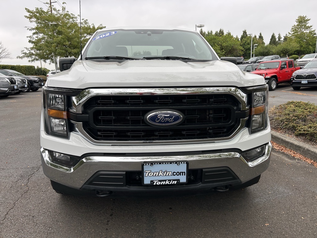 2023 Ford F-150 XLT photo 2