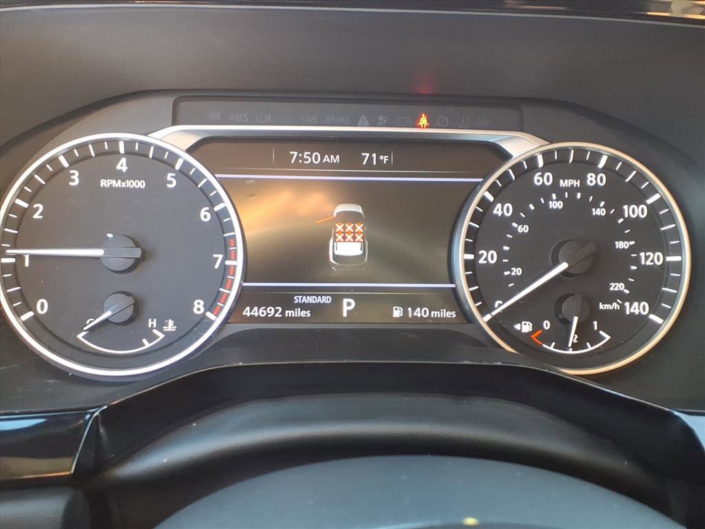 2022 Nissan Pathfinder SV photo 13