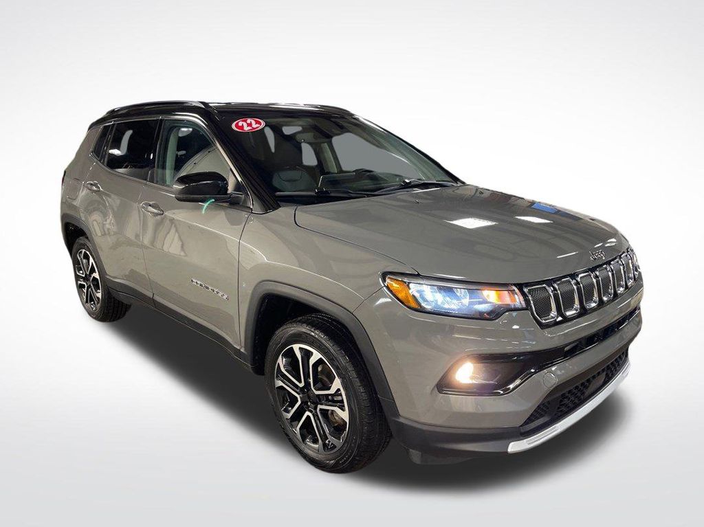 2022 Jeep Compass Limited photo 3