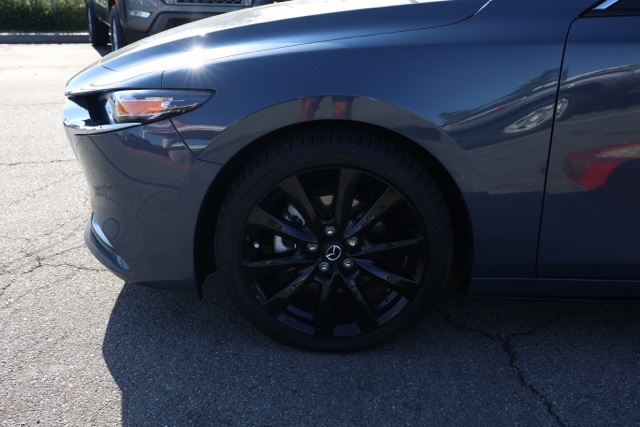 2023 Mazda Mazda3 2.5 s Carbon photo 9